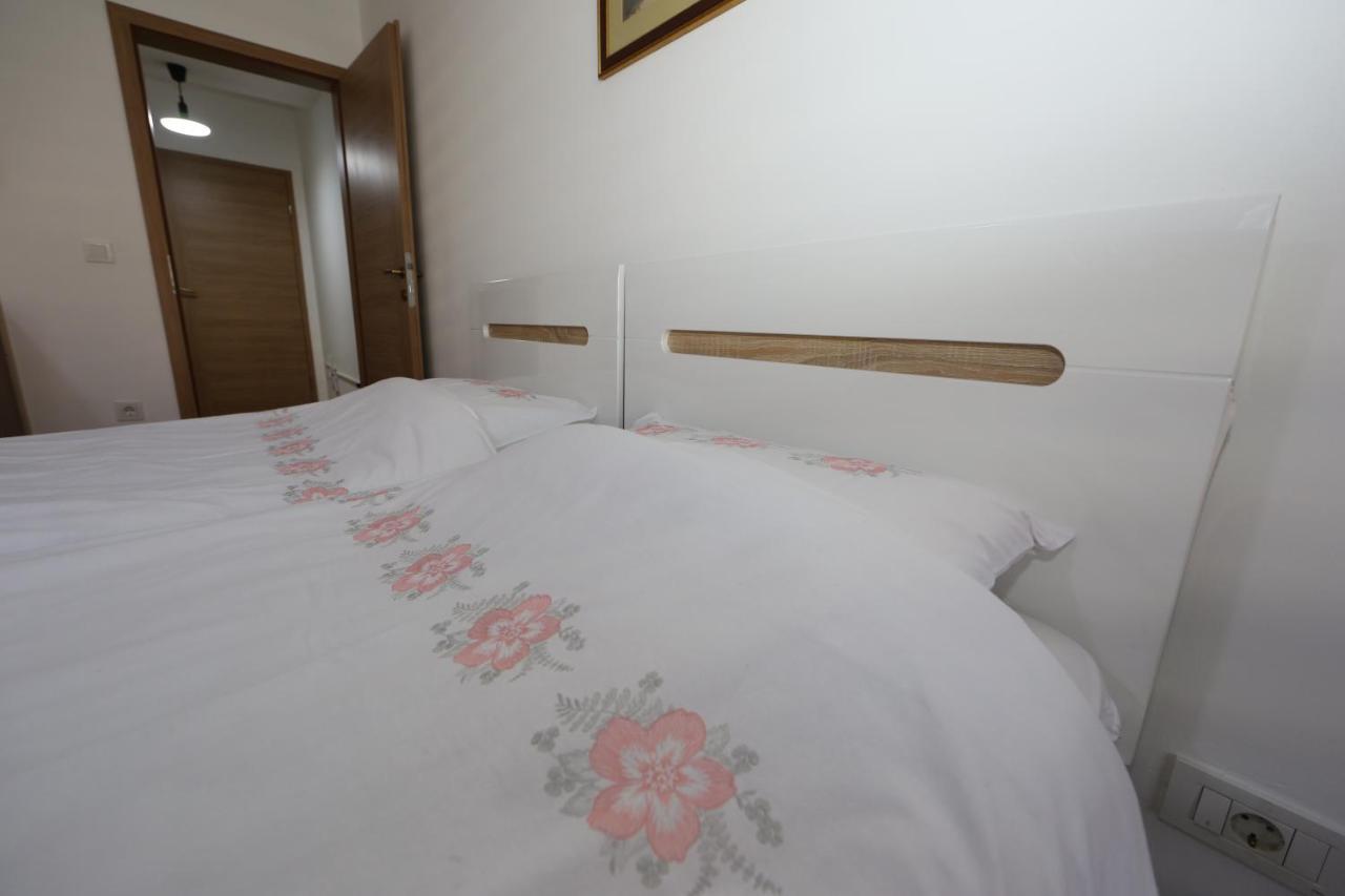 Apartments Una Ohrid Ngoại thất bức ảnh
